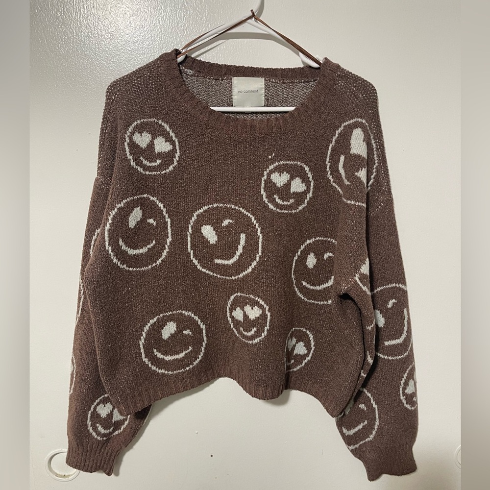 No comment smiles brown/ beige sweatshirt size L